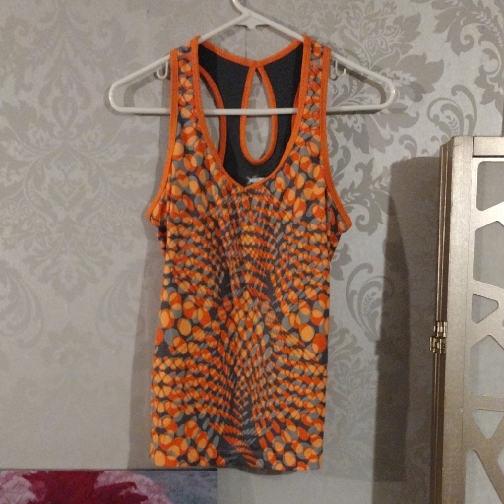 Xersion Orange Graphic Cutout Tank Top